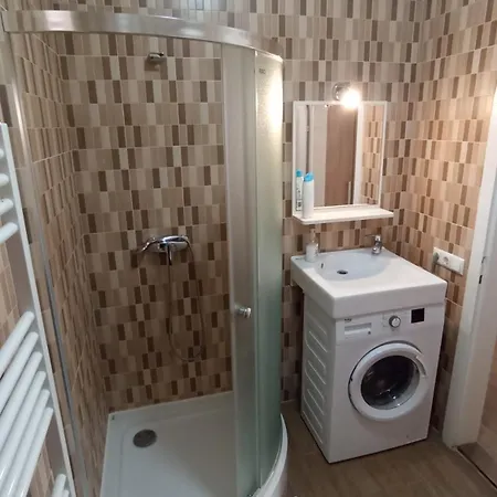 Euro Apartment