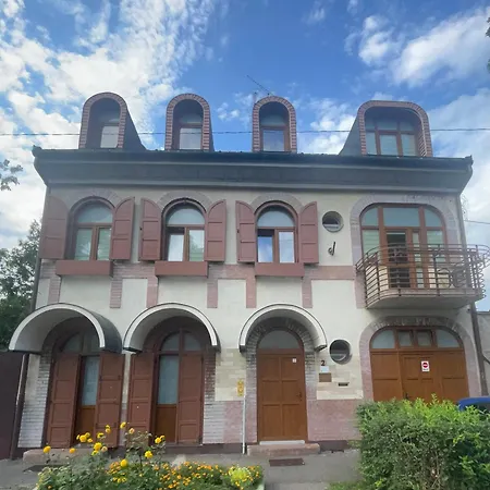 Euro Apartment *