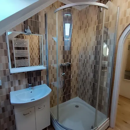 Euro Apartment
